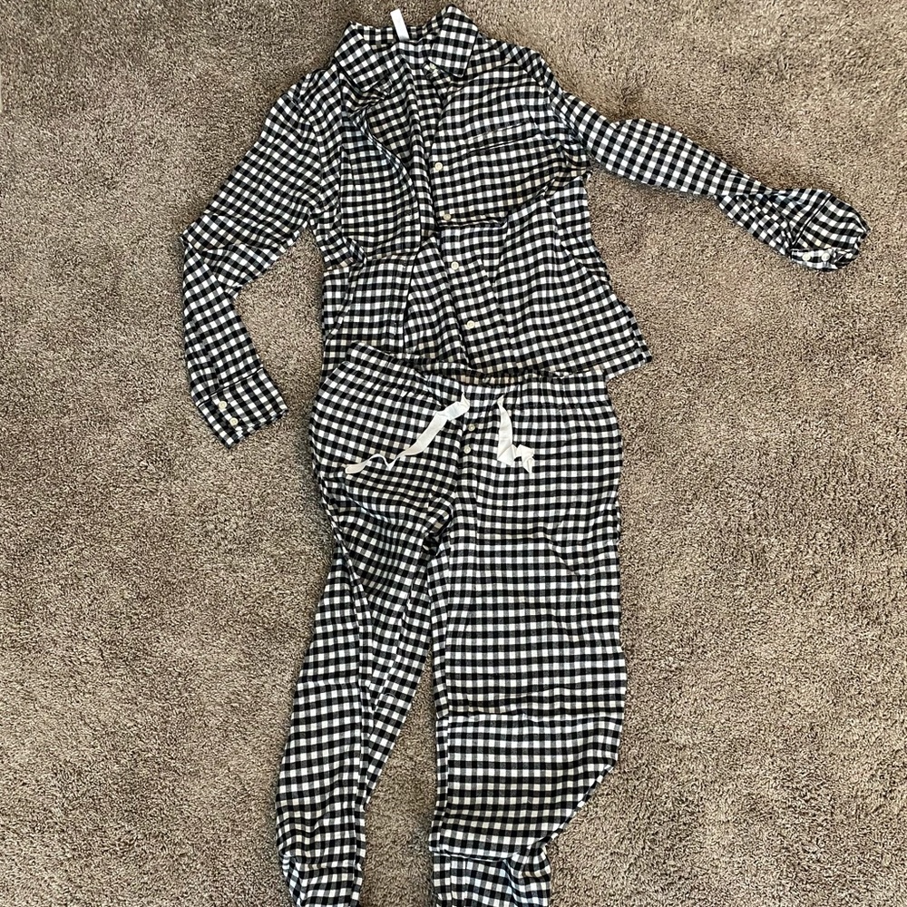 Gap Body Pajama Set